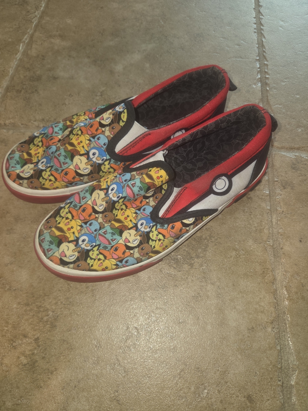 Boys Slip-On Pokemon Shoes Size 4 Good Condition